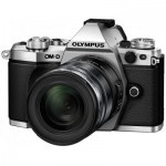 Цифровий фотоапарат Olympus E-M5 mark II 12-50 Kit silver/black (V207042SE000) Цифровий фотоапарат Olympus E-M5 mark II 12-50 Kit silver/black (V207042SE000)